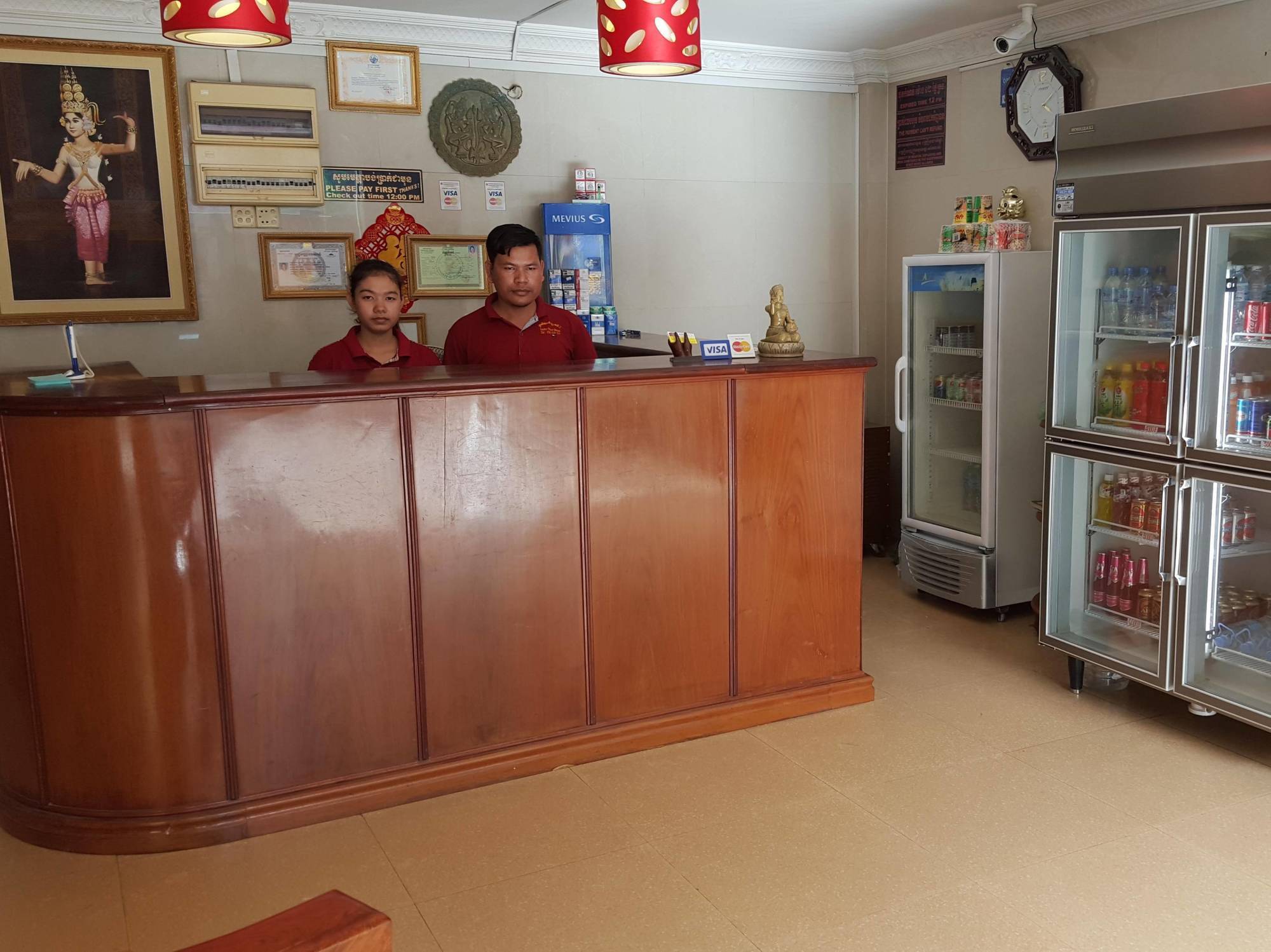 Lucky 2 Guesthouse Пном Пен Екстериор снимка